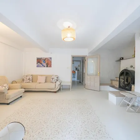 Shato Turgut Daily Weekly Turgutkoy