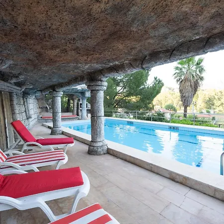 Shato Turgut Daily Weekly * Turgutkoy