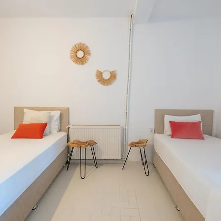 Shato Turgut Daily Weekly