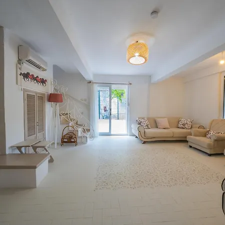 Shato Turgut Daily Weekly * Turgutkoy