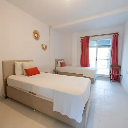 Shato Turgut Daily Weekly Apartament